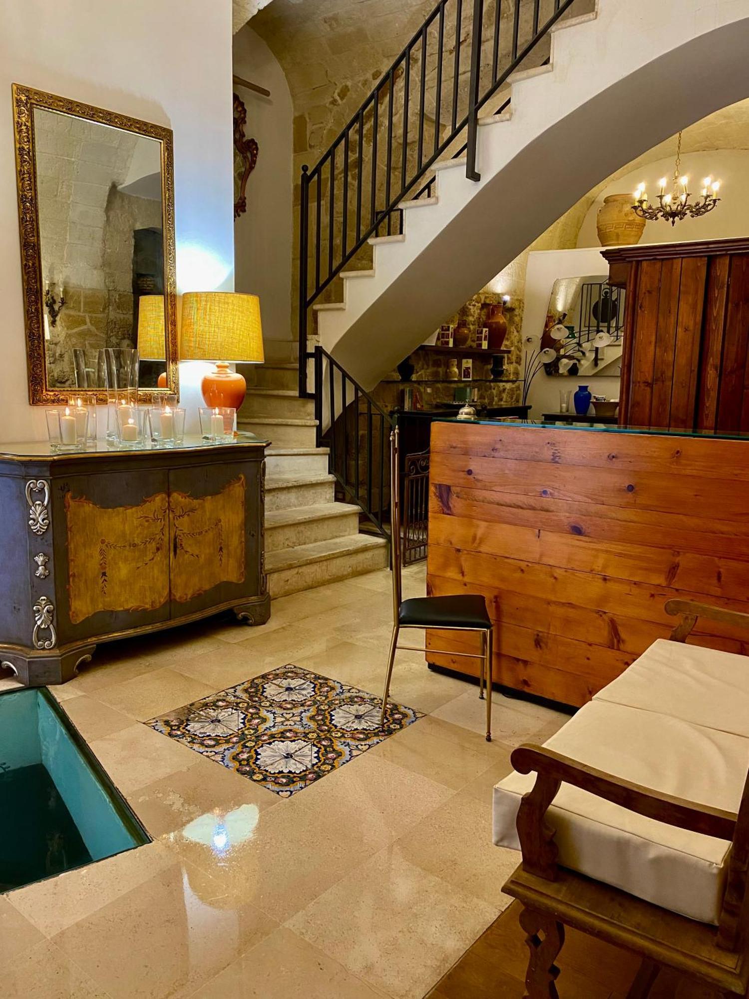 Bed and Breakfast S.Andrea degli Armeni Dimora di Charme Taranto Esterno foto